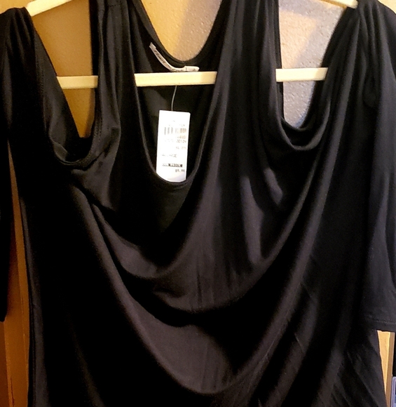 Woman top - Picture 2 of 4